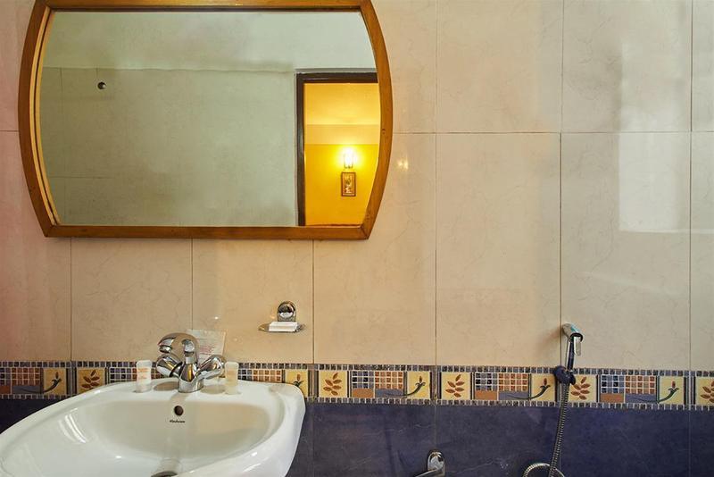 Jain Group Hotel Royal Residency 甘托克 外观 照片