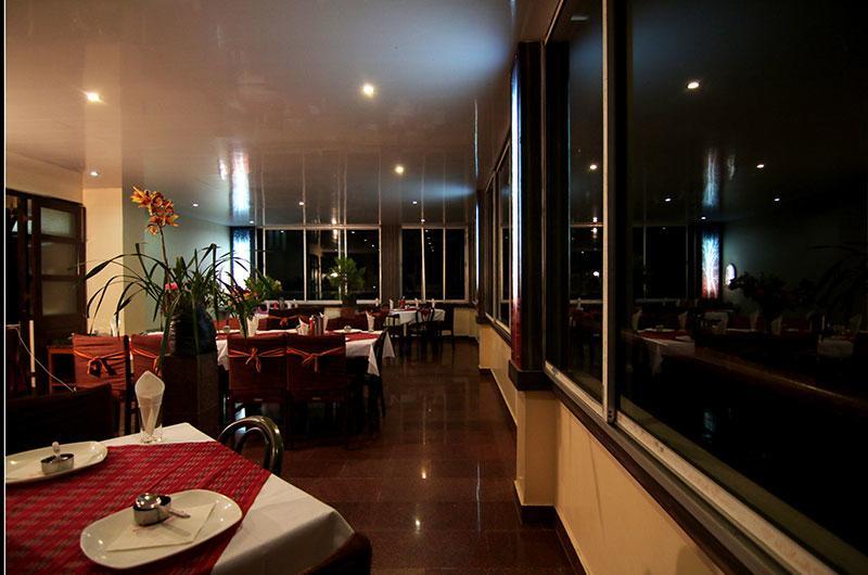 Jain Group Hotel Royal Residency 甘托克 外观 照片